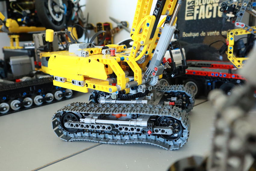 Blocks Excavator